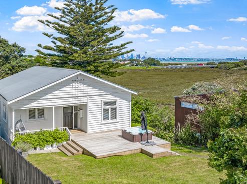 46 Byron Avenue, Takapuna
