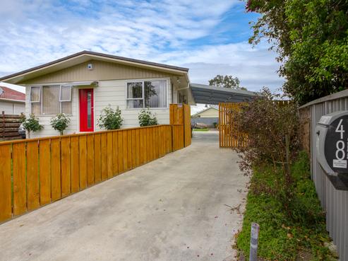 48 Amberley Avenue, Westbrook