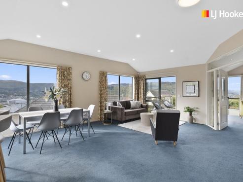 239 Larnach Road, Waverley