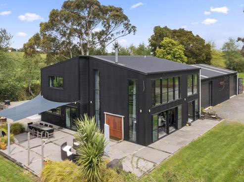 80 Hall Road, Peacocke