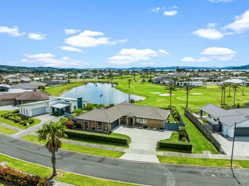 21 O'Farrell Drive, One Tree Point