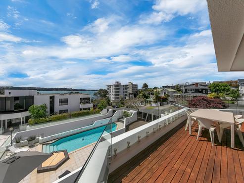 4/65 Sarsfield Street, Herne Bay