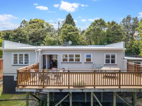 234 Godley Road, Titirangi
