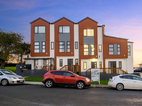 2/6 Kereru Street, Henderson