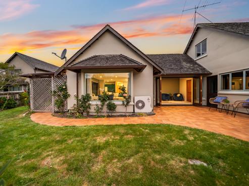 3/3 Gard Street, Silverstream
