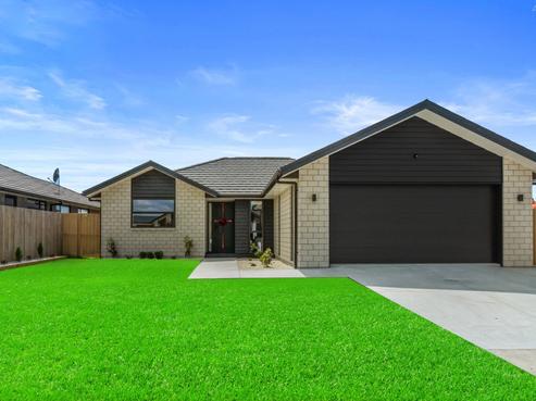 8 Kimbolton Street, Rototuna North