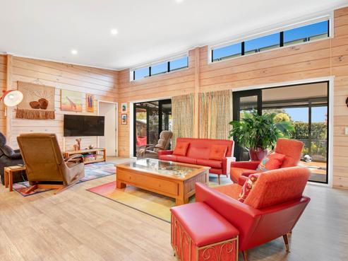 867A Whangaparaoa Road, Manly