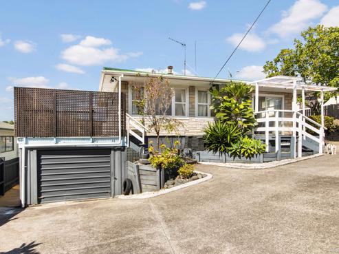 63 Triangle Road, Massey
