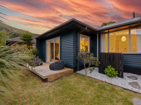 42 Whitfield Street, Sumner
