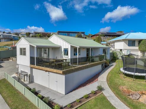 2 Torsby Road, Coopers Beach