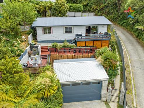 23 Rintoul Grove, Stokes Valley