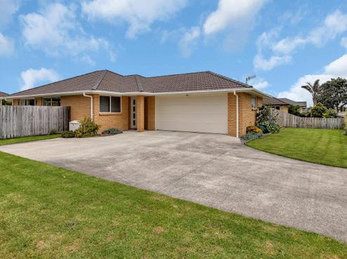 371 One Tree Point Road, One Tree Point