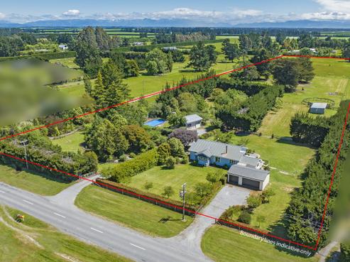312 Two Chain Road, Burnham
