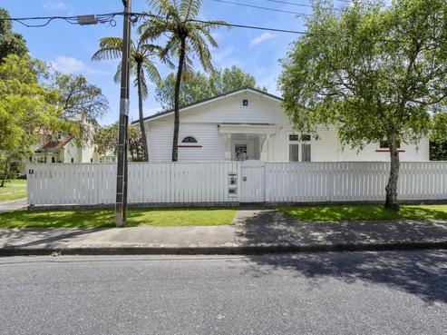 11 Woodvale Grove, Fairfield