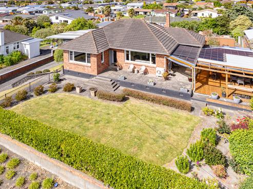 25 Lincoln Road, Springvale