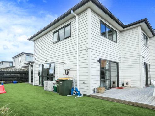 16 Rosarina Lane, Takanini