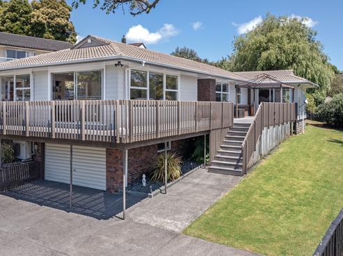 14 Pickwick Parade, Mellons Bay