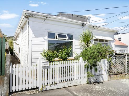 32 Rhodes Street, Newtown