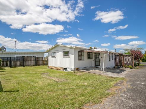 2/3 Paul Drive, Ngatea