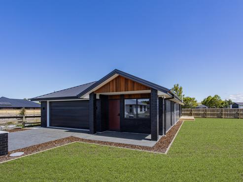 18 Foster Place, Amberley