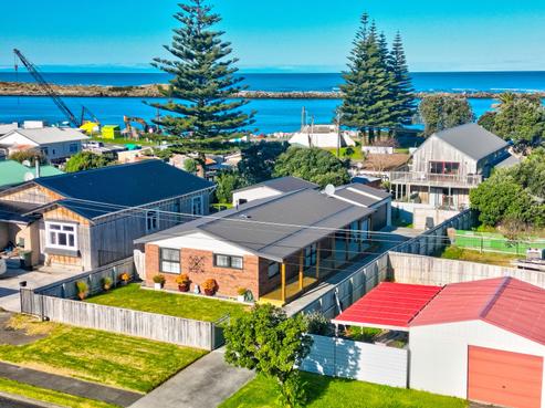 11A Ashton Terrace, Castlecliff