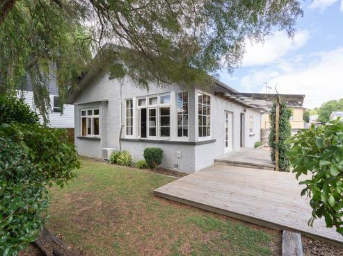 12 Hammond Street, Hamilton Central