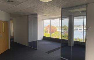 Spacious & Presentable - Ellerslie Office
