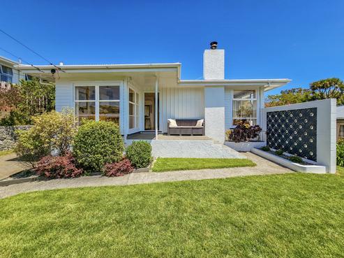 15 Mark Avenue, Paparangi