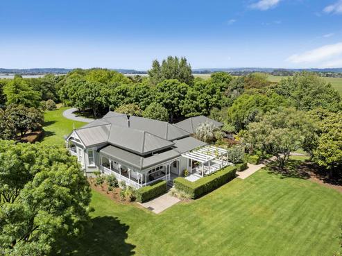 77 Aulyn Drive, Karaka
