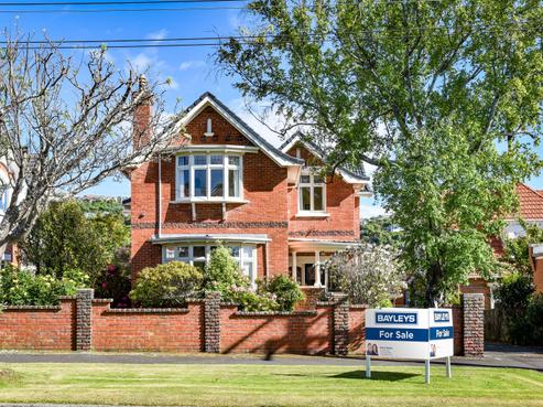 24 Sandringham Street, Saint Clair