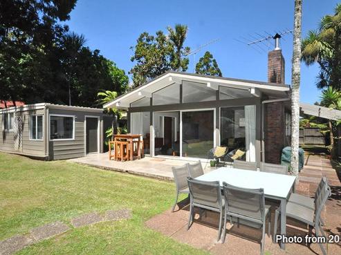 50 Waima Crescent, Titirangi