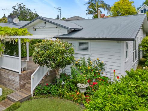 8 Hampstead Road, Sandringham