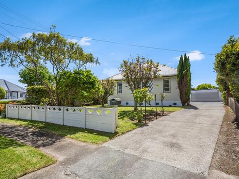 13 Melvill Grove, Waterloo