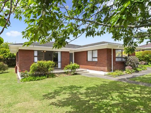 48 Paterson Avenue West, Pukekohe