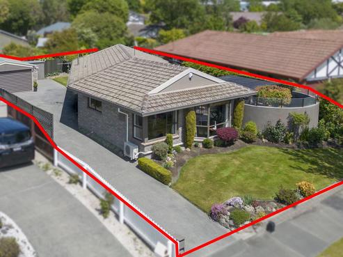 31 Karnak Crescent, Russley