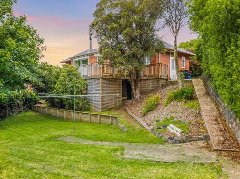 84 Playfair Street, Caversham