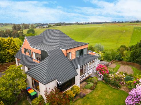 212B Otipua Road, West End