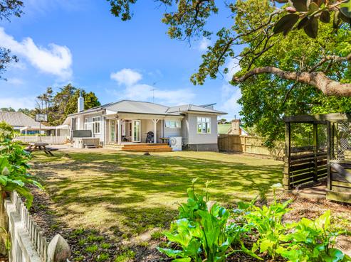 739 Swanson Road, Swanson