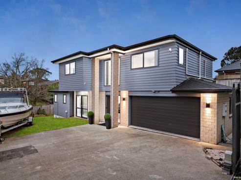 11B Coles Crescent, Papakura