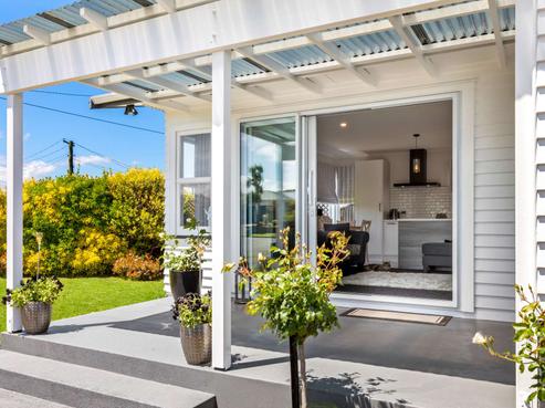 73 Oxford Road, Springvale