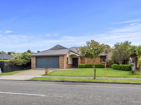 99 Weggery Drive, Waikanae Beach