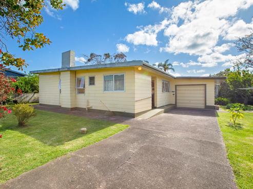 50 Tahatai Road, Oneroa