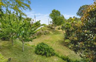 81 Mill Road, New Plymouth Central