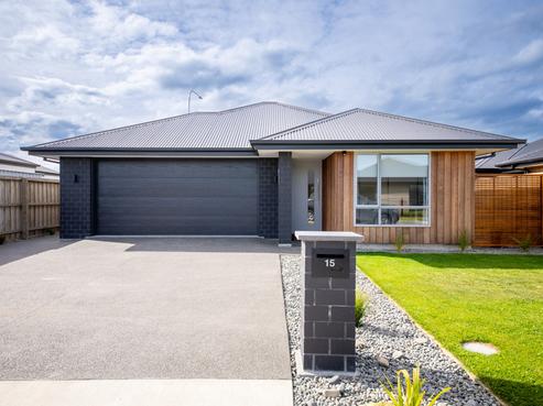 15 Witte Street, Ravenswood