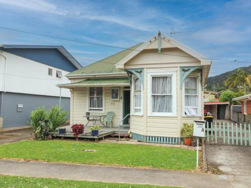 310 Brown Street, Thames
