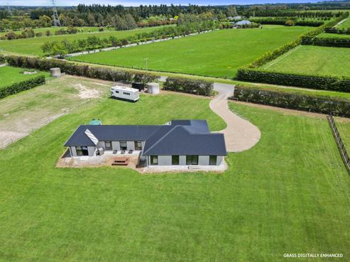 64 Bruces Road, Sefton