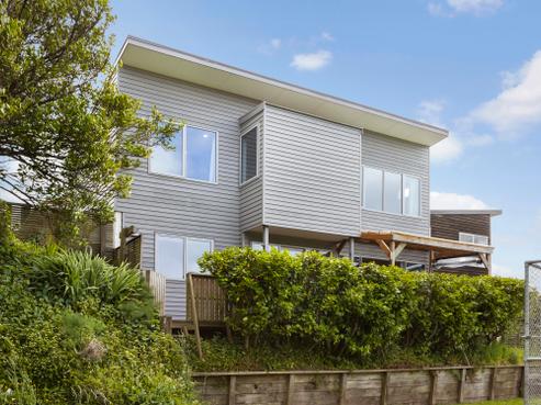 2/46 Bracken Road, Paparangi
