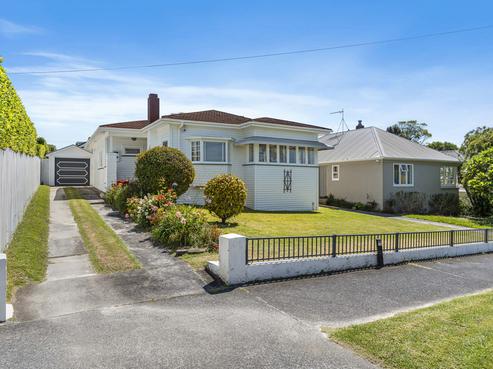 100 Kiwi Road, Point Chevalier