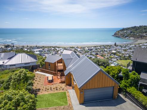 2 Cecil Wood Way, Richmond Hill
