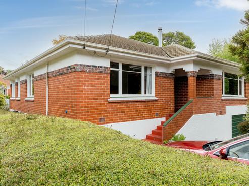 30 Hawthorn Avenue, Mornington